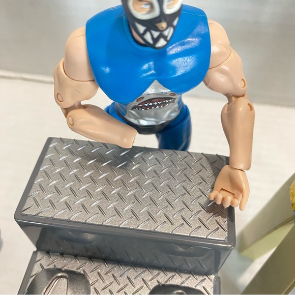 Vintage 2005 TNA Action Figures With Accessories Lot Of 6 - Picture 6 of 9